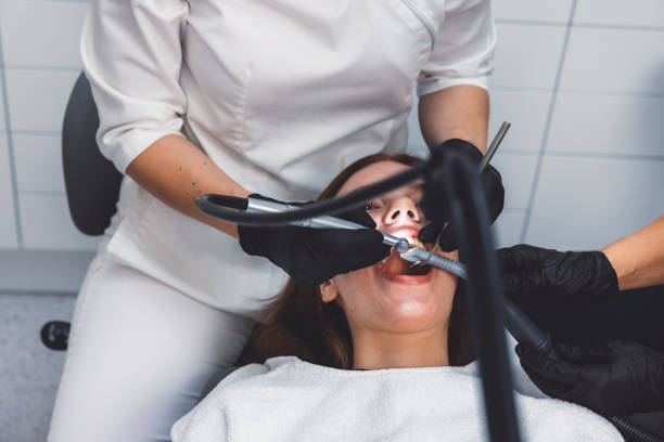 Best Weekend Emergency Dental Services in Kenneth City, FL